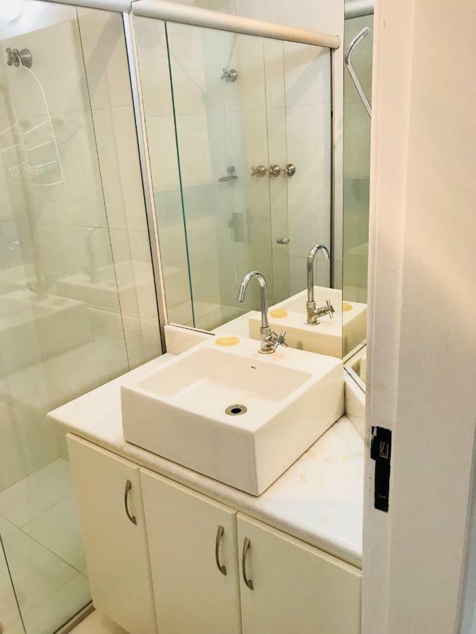 6 Flats Capitania Varan, Pitangueiras, Wifi กัวรูจา ภายนอก รูปภาพ